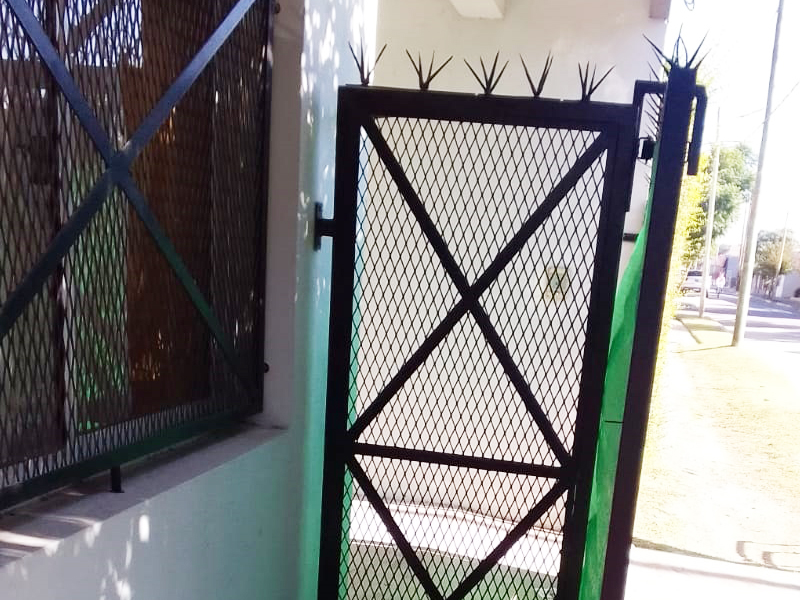 Luxel Fabricacion de Tinglados, Galpones y Trabajos de Herreria en Zona Sur